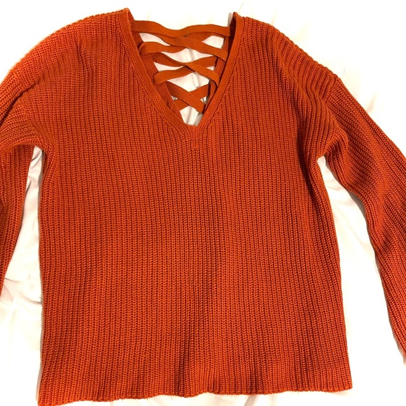 Bell-sleeved Sweater - Picture 2 of 4